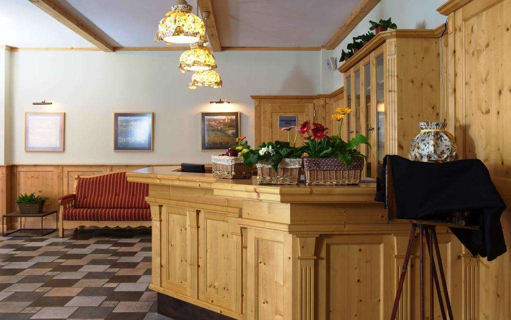 Landhaus Hotel Brovary Intérieur photo