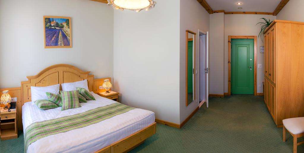Landhaus Hotel Brovary Chambre photo
