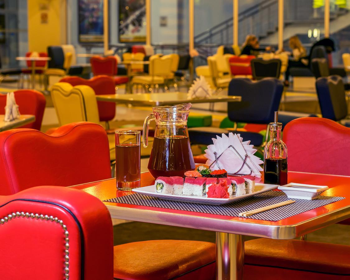 Landhaus Hotel Brovary Extérieur photo